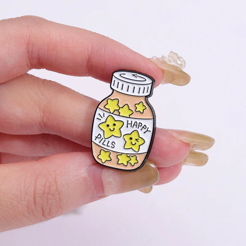 Cute Medicine Bottle Brooch Cartoon Doctor Nurse Jewelry Gift Hospital Badge Metal Wholesale Custom Women Men Hat Lapel Clothes